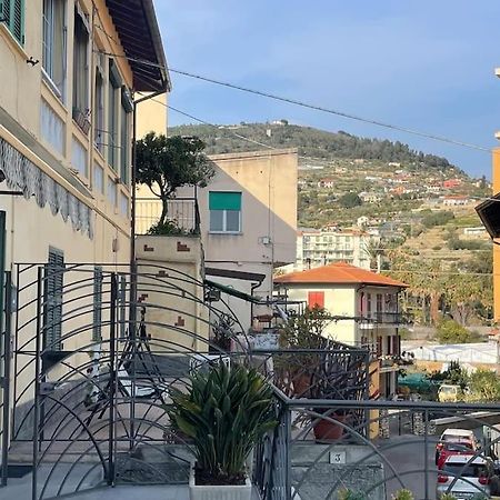 Casa Visconti, Bordighera, Vista Mare Exterior foto